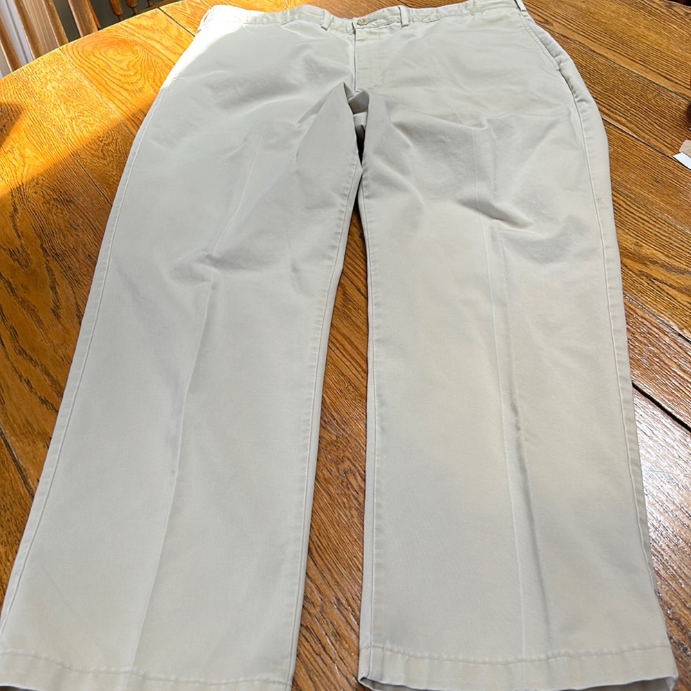 Lands’ End light khaki flat front men’s pants.  Size 42 x 34.